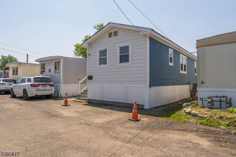 15 Spruce St