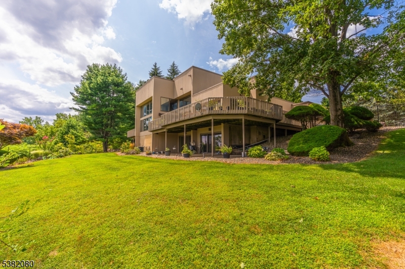 142 Deer Run