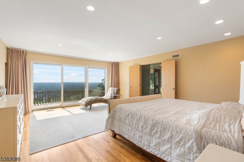 142 Deer Run