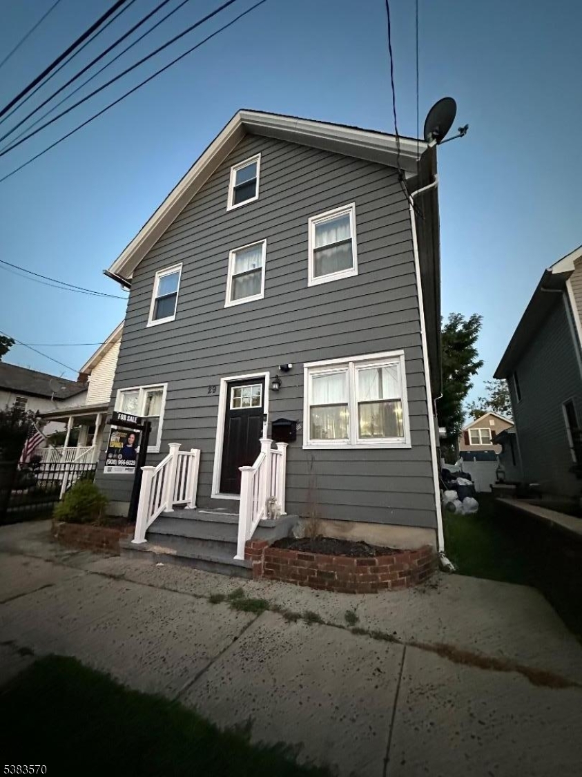 29 Lincoln Ave