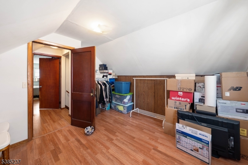128 Lexington Ave