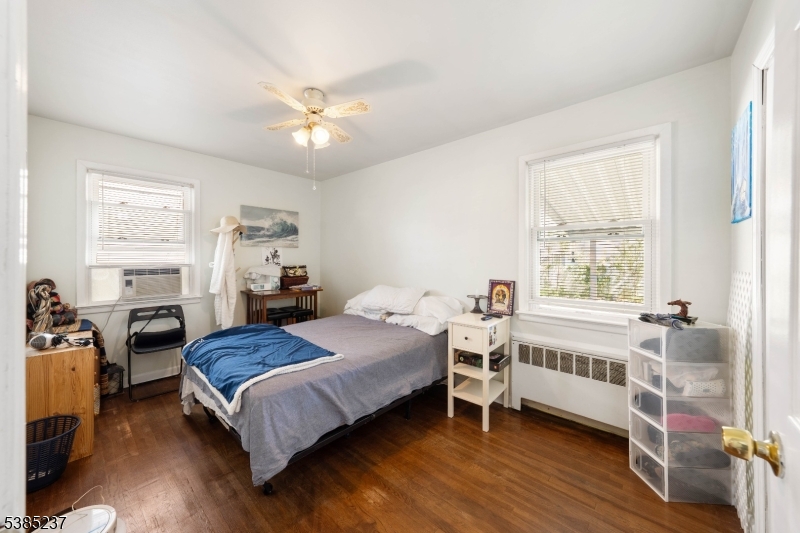 128 Lexington Ave