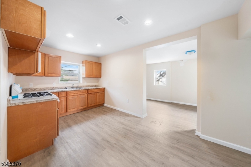 115 Jefferson Ave
