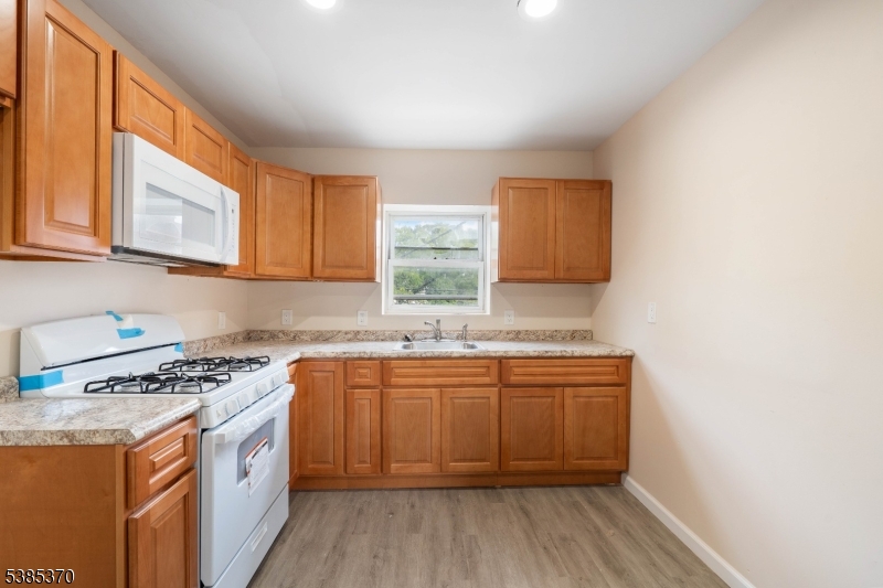 115 Jefferson Ave