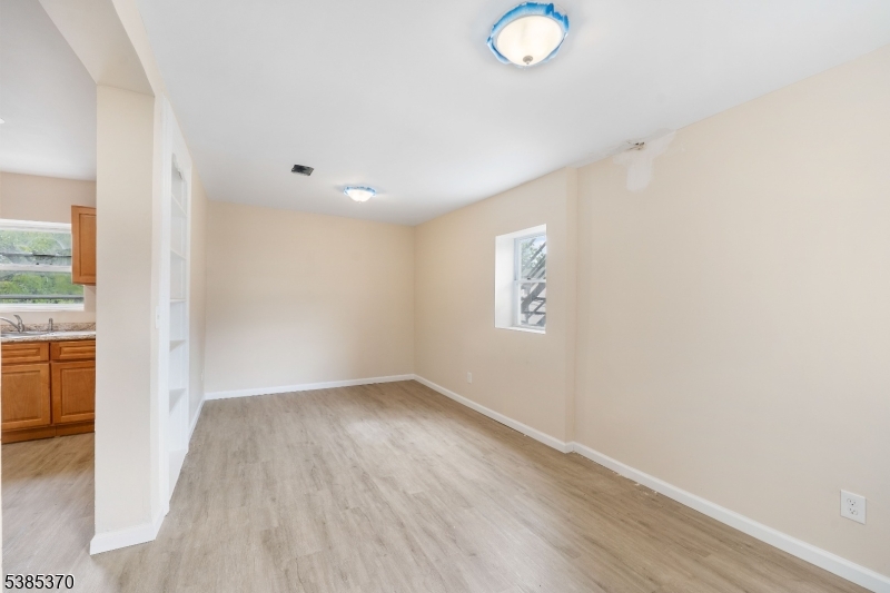 115 Jefferson Ave