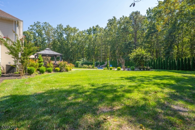 851 Woodbury Dr