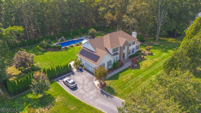 851 Woodbury Dr