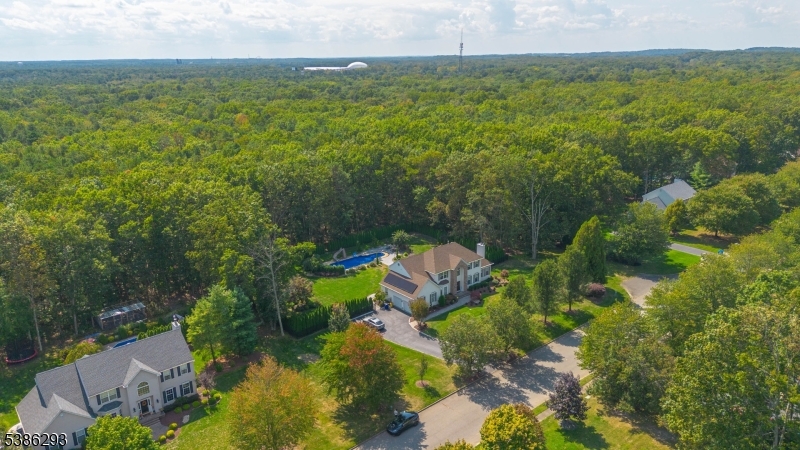 851 Woodbury Dr