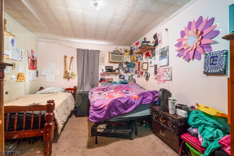 555 Fulton St
