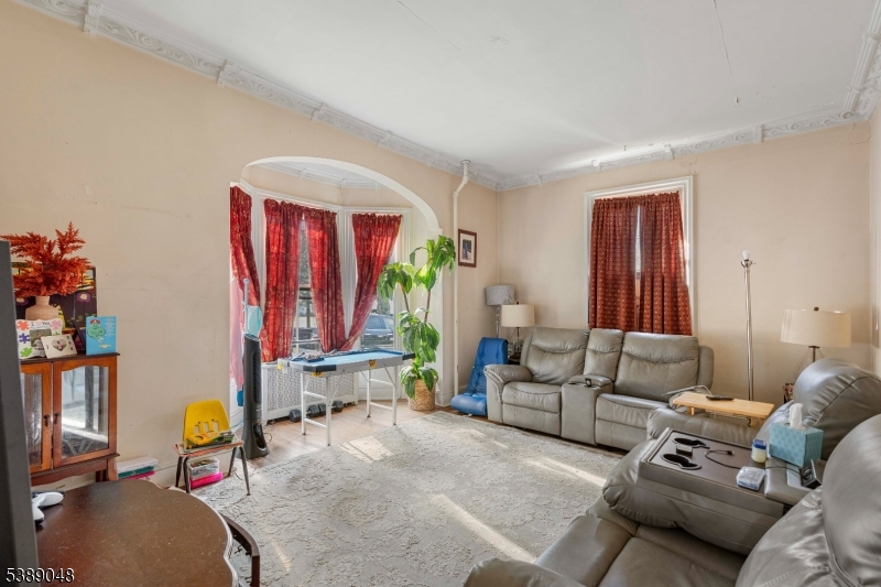 421 Tappan Ave