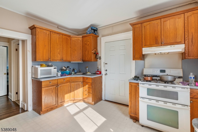 421 Tappan Ave