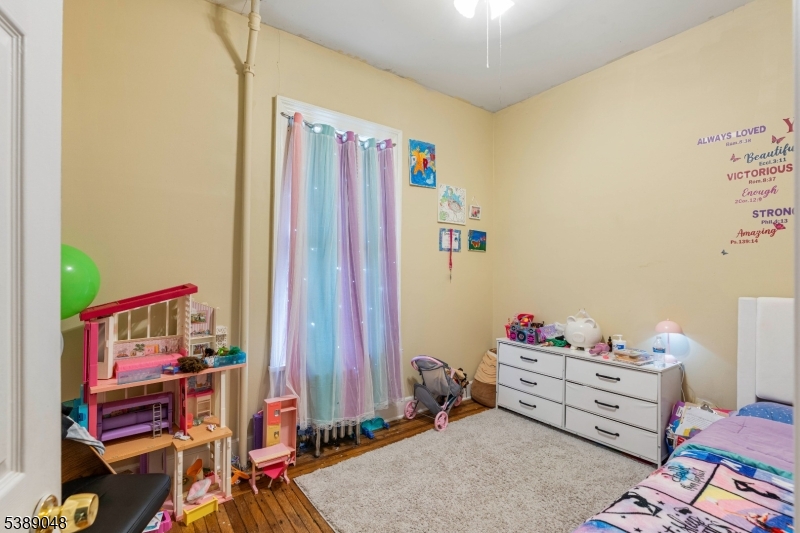 421 Tappan Ave