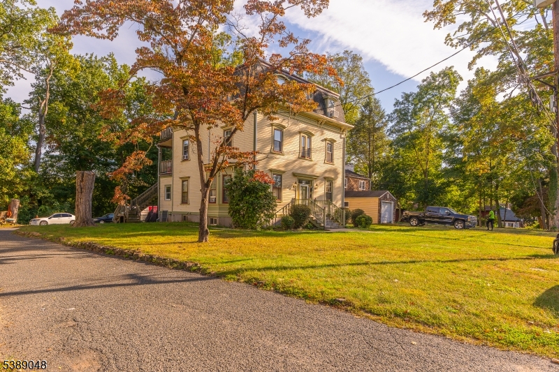 421 Tappan Ave
