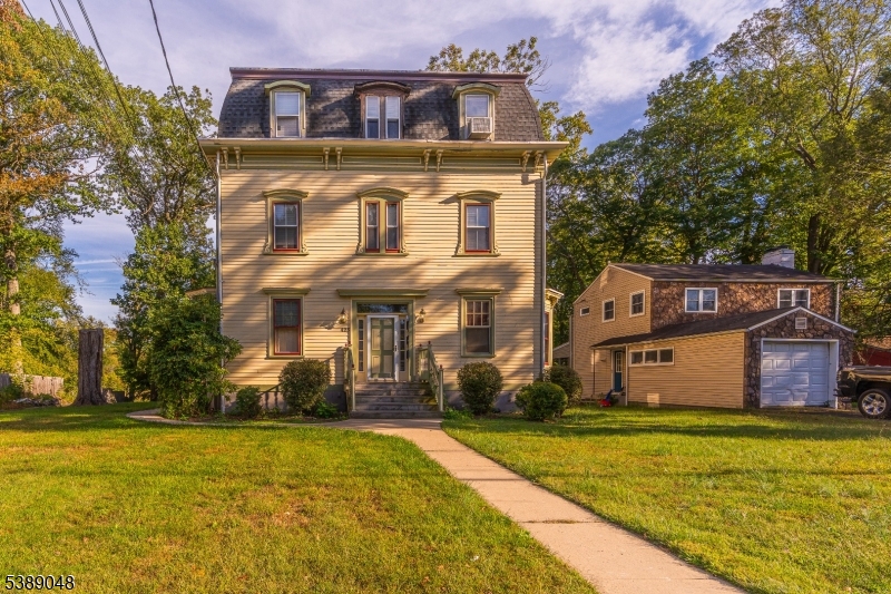 421 Tappan Ave