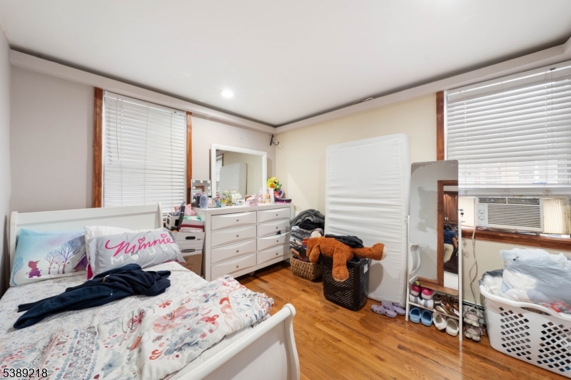 336 John St