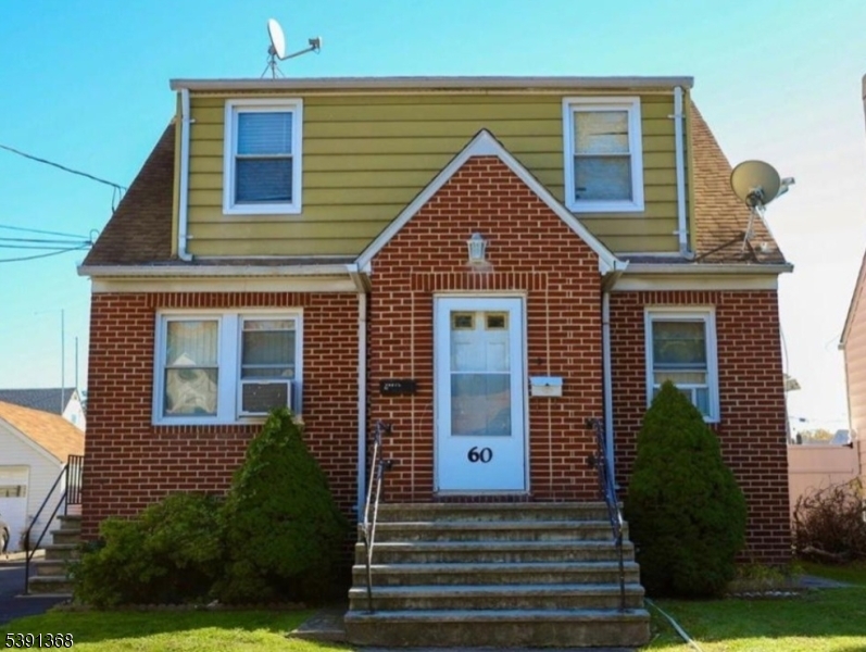 60 Linden St