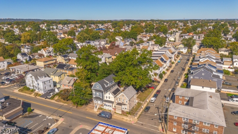 134 Belleville Ave