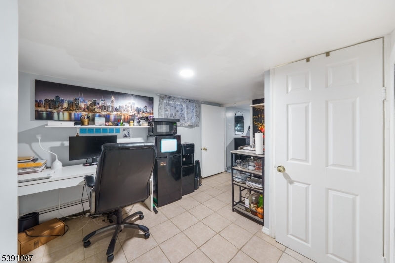 134 Belleville Ave