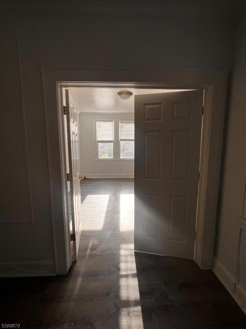 665 Bloomfield Ave 1