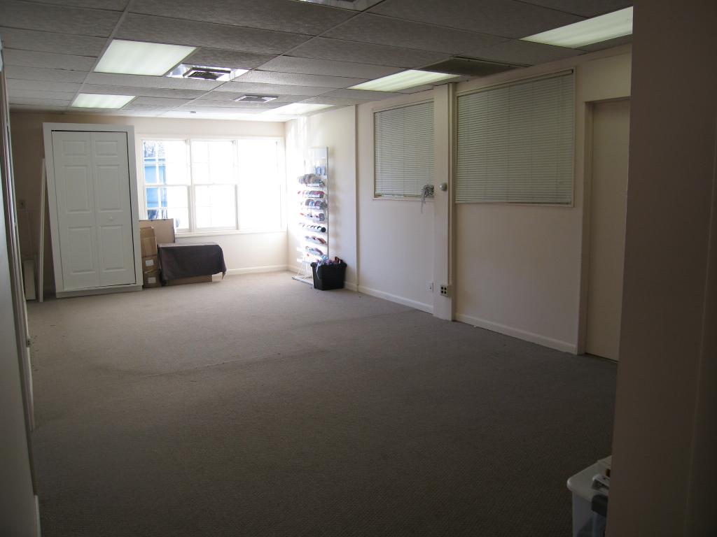 665 Bloomfield Ave 1