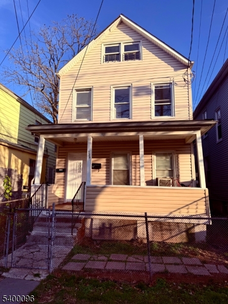133 Smith St