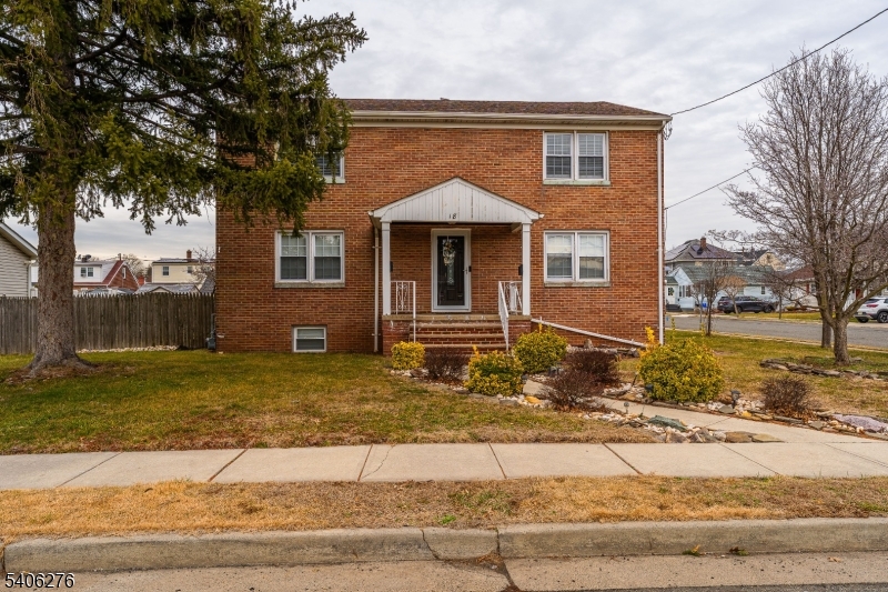 18 Tennyson St Unit 2 2