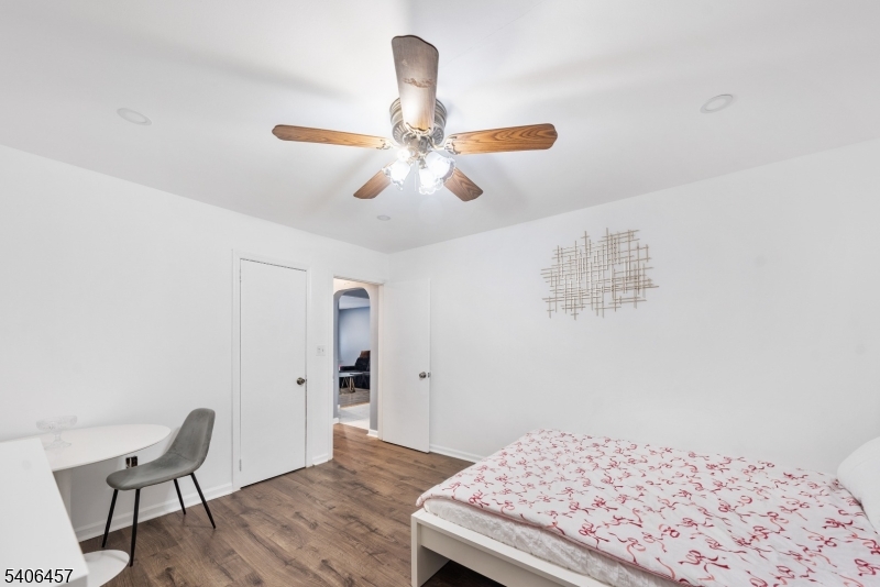 291 Seaton Ave 1