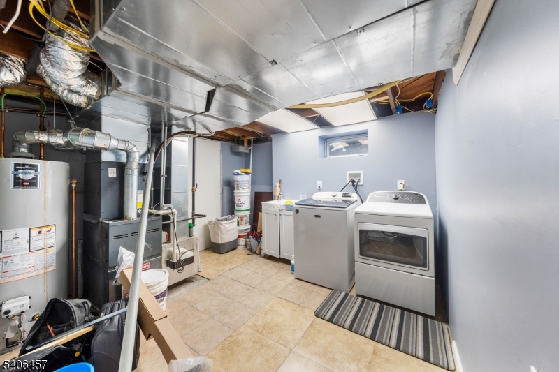 291 Seaton Ave 1