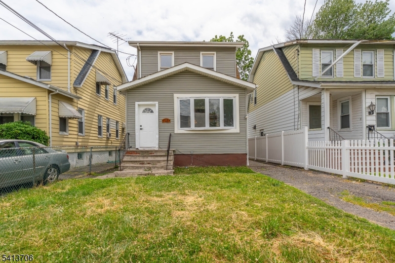 124 Hillcrest Ave