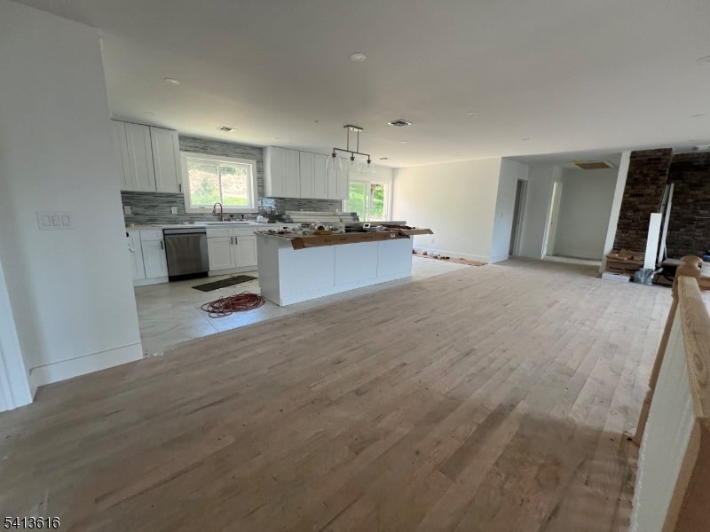 1528 Glenwood Road (Rt 565)