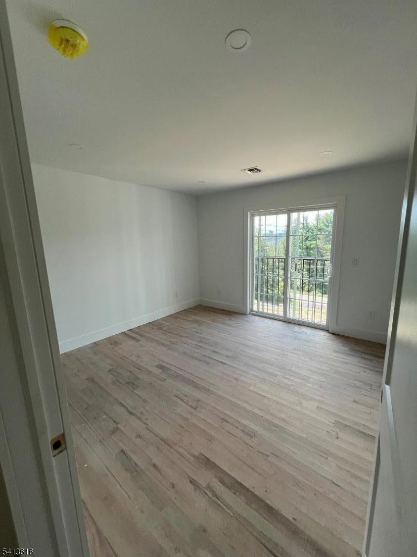 1528 Glenwood Road (Rt 565)