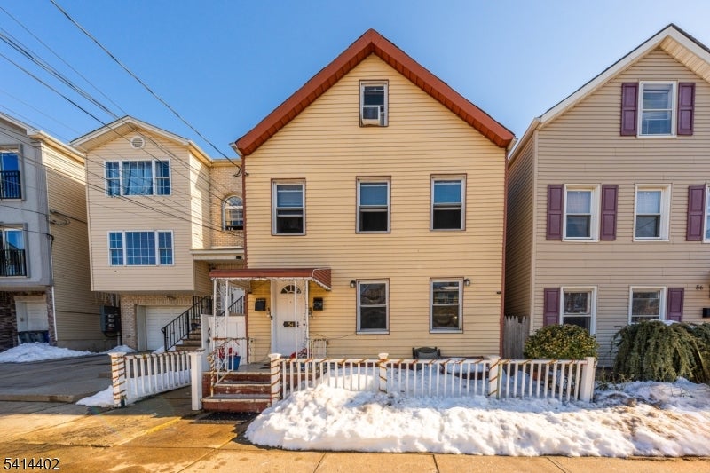 54 Florida St