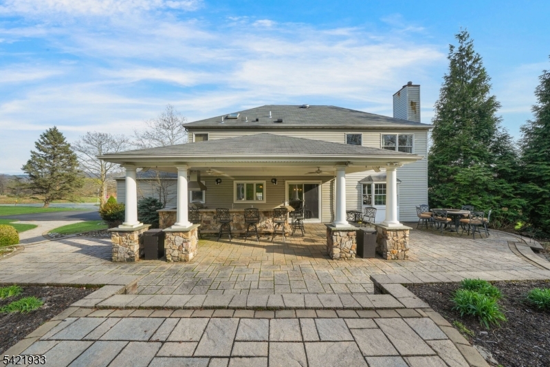 2 Lauren Drive