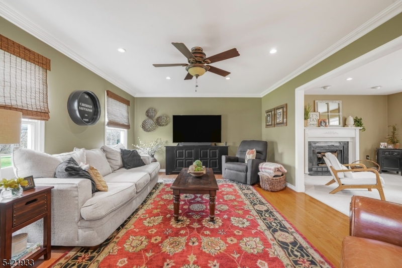 2 Lauren Drive