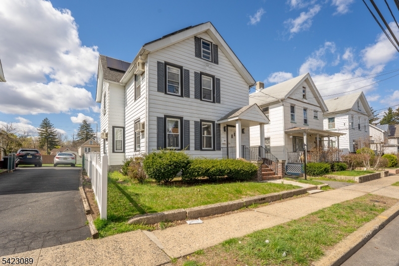 175 Duer St