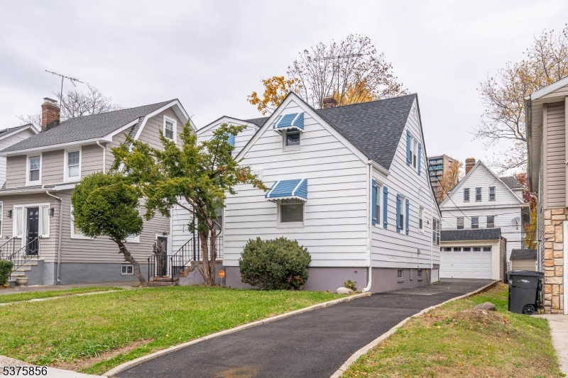 344 Elmwood Ave