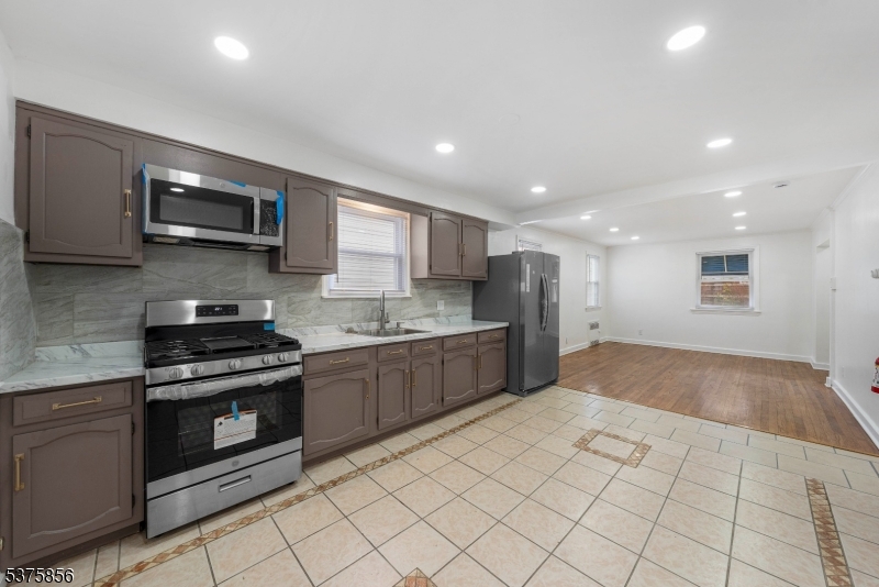 344 Elmwood Ave