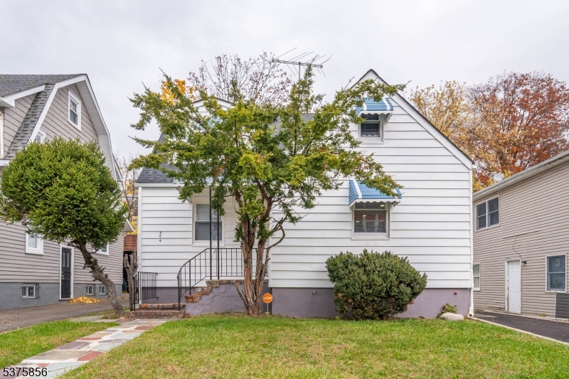344 Elmwood Ave