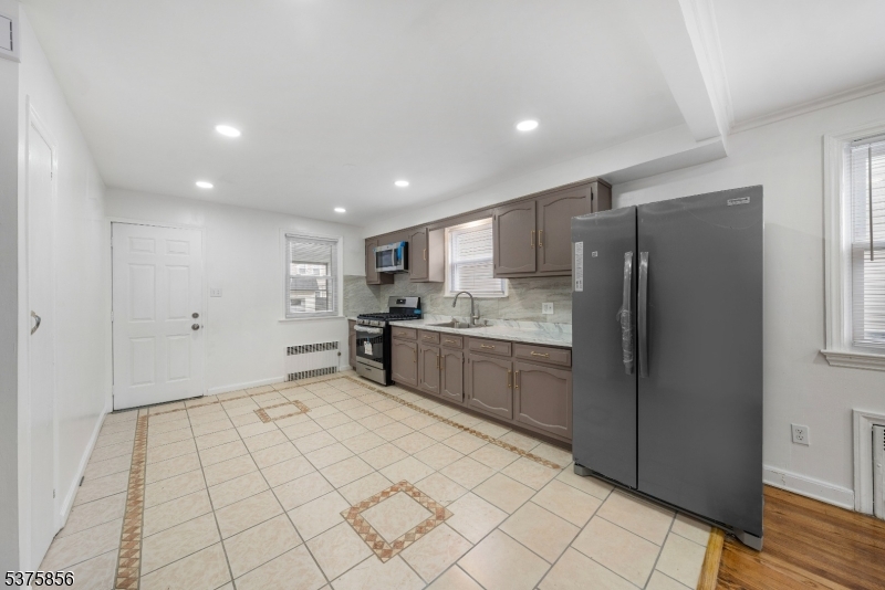 344 Elmwood Ave
