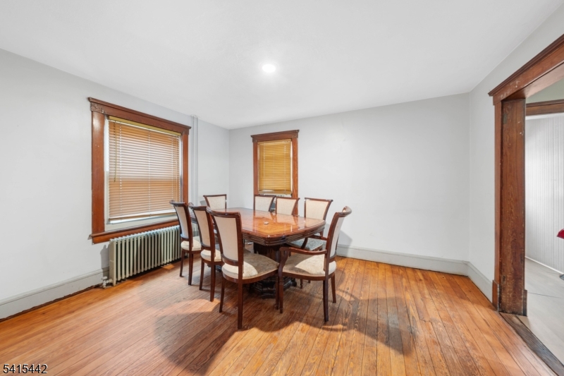 88 Woodbridge Ave