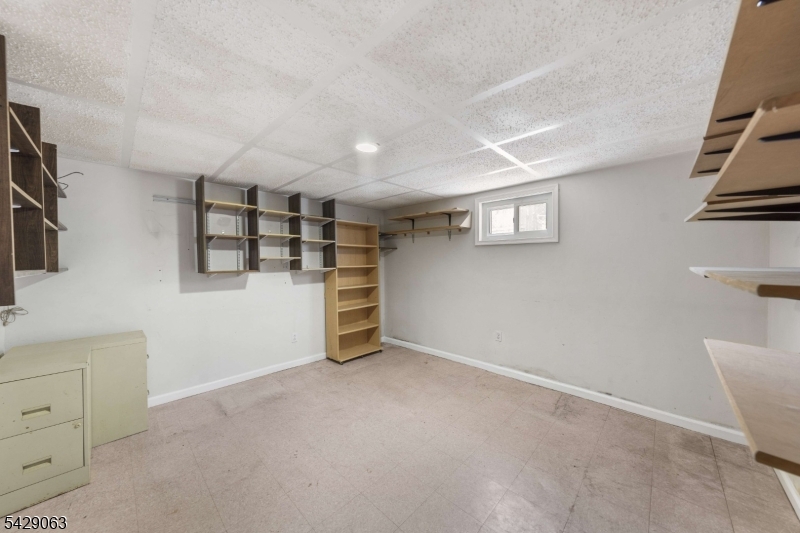 466 Delavan Ave