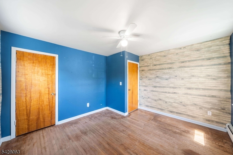 466 Delavan Ave