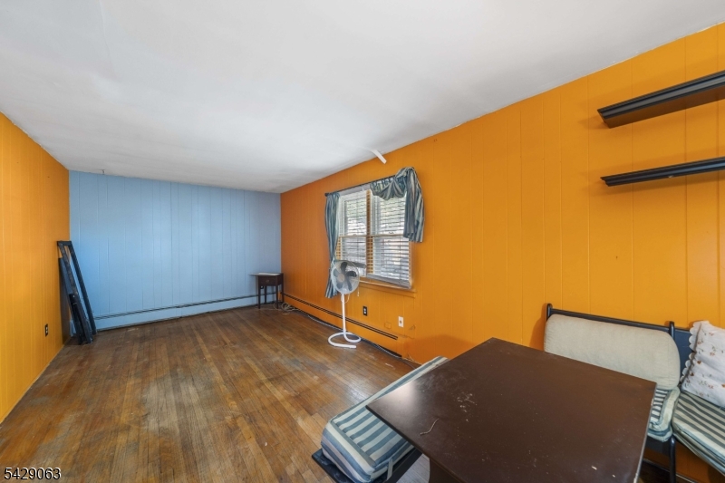 466 Delavan Ave