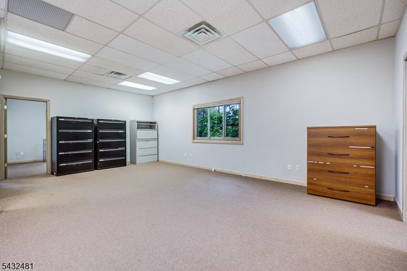 38 N Gaston Ave