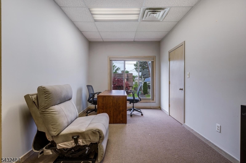 38 N Gaston Ave