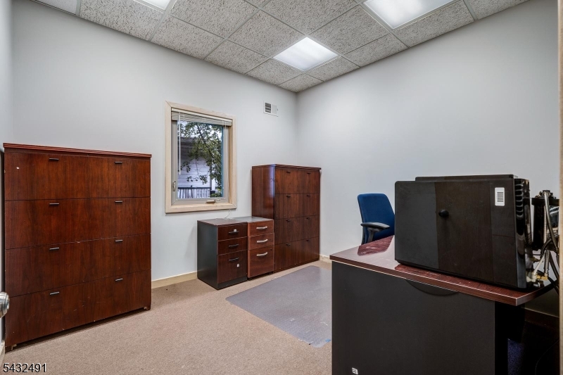38 N Gaston Ave