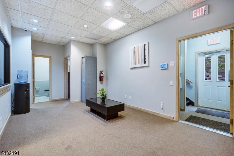38 N Gaston Ave