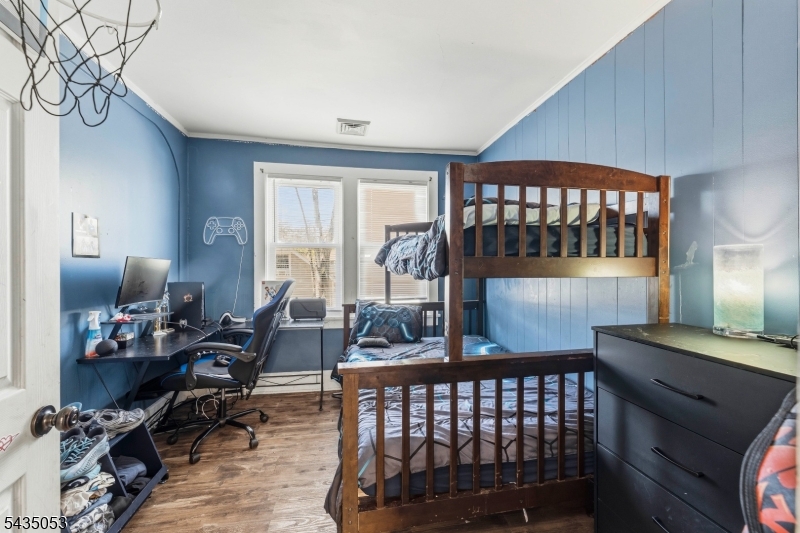 30 Rockview Ter