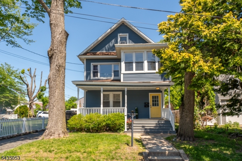 30 Rockview Ter