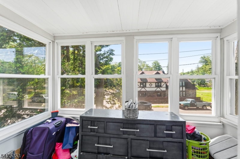 30 Rockview Ter